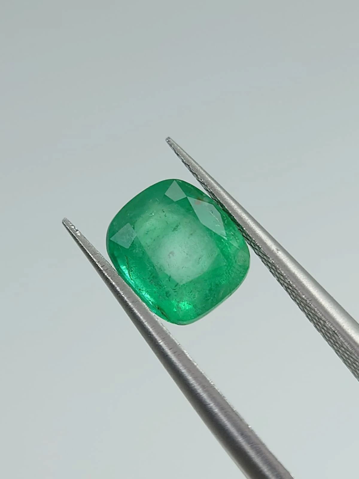 2.15ct Natural Emerald Loose Gemstone From Panjshir Afghanistan — view 1